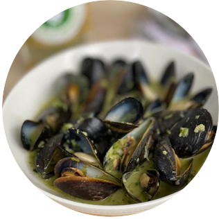 Moringa Sofrito Mussels